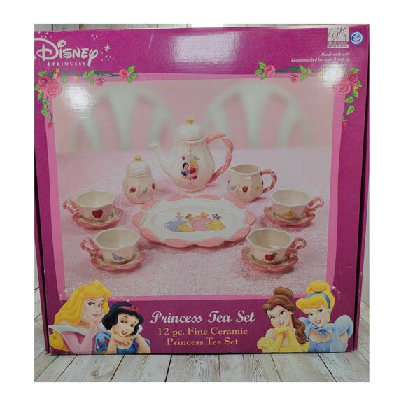 Complete Disney Princesses 12 Piece Fine Ceramic Tea Set 2003 Brass Key Box 1537 - Picture 1 of 10